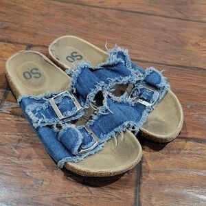 So Sandals